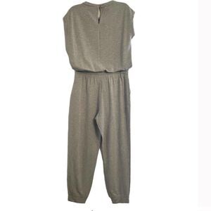 Banana republic gray sleeveless cotton jersey cozy core jumpsuit size medium